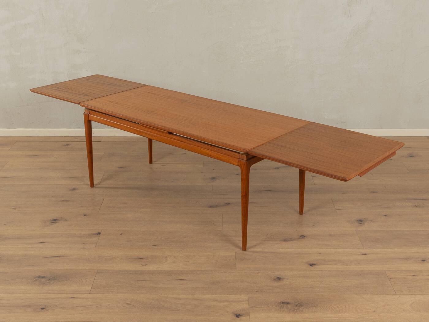 Rare extendable teak coffee table from the 1960s
