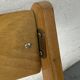 Paire de chaise pliante dépareillés en bois