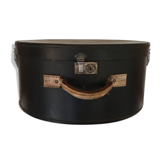 Boîte à chapeau
