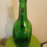 GREEN GLASS CRUCIBLE TYPE DAME JEANNE