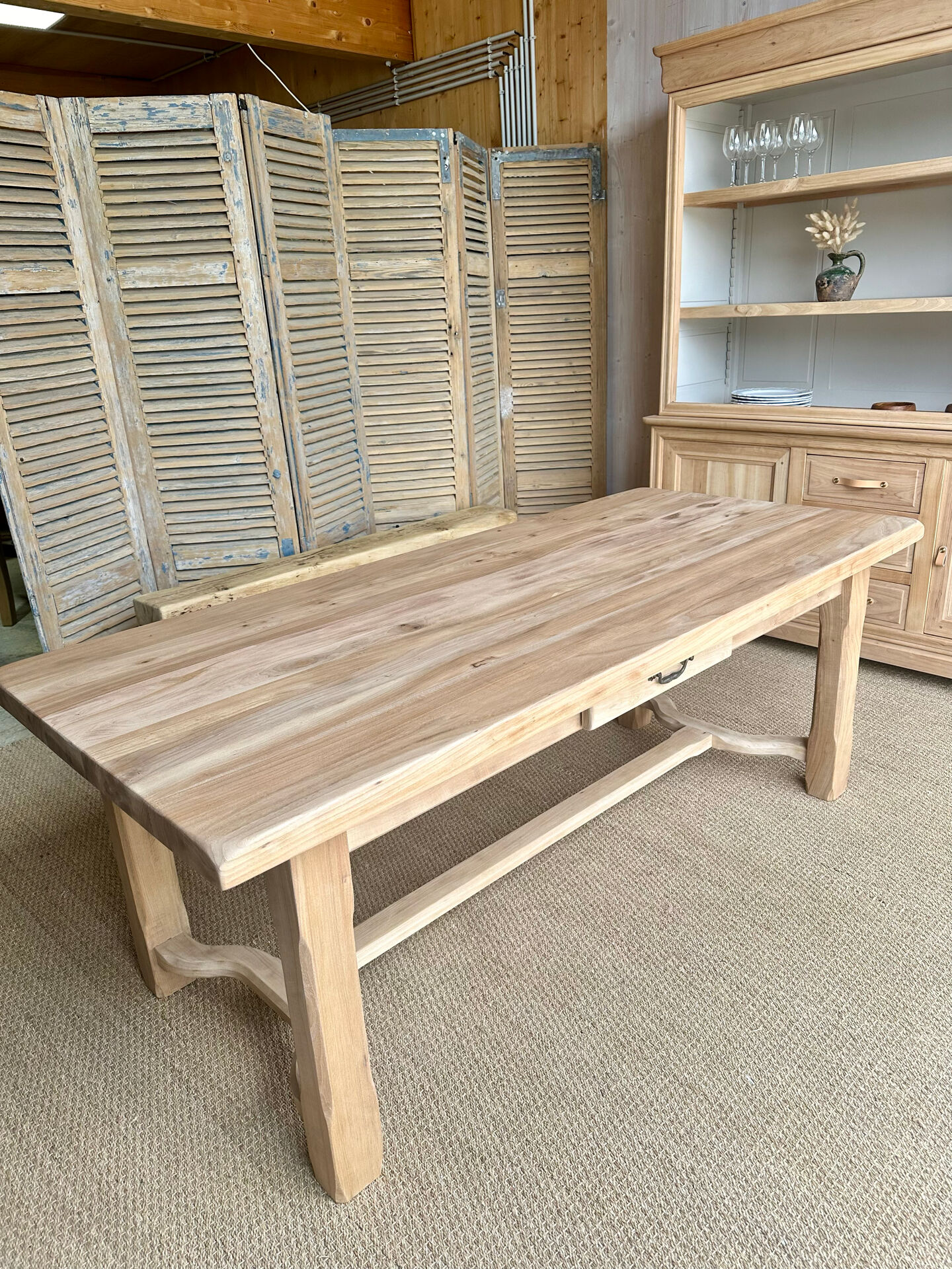 Grande table de ferme en chêne massif rénovée