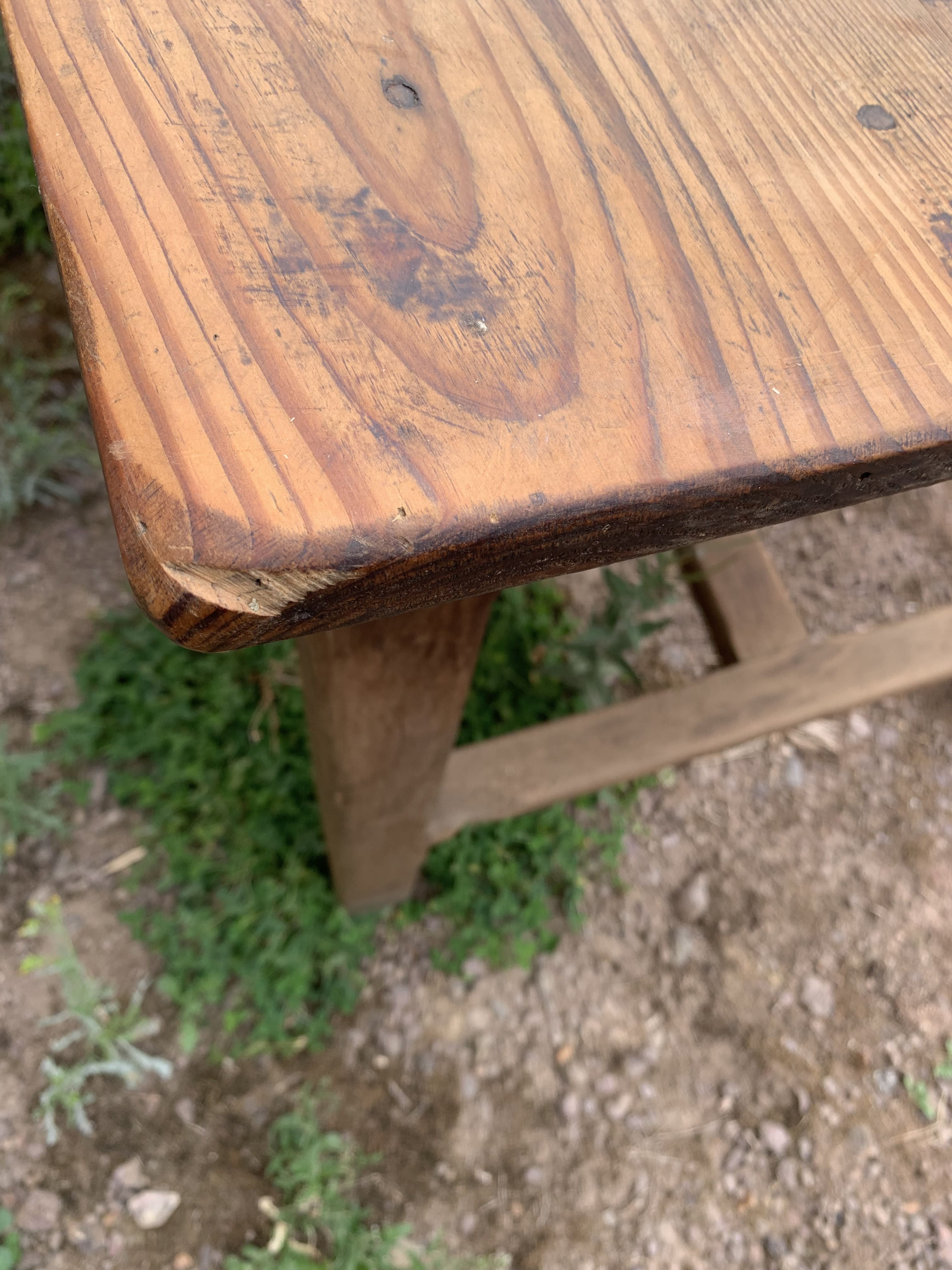 Farmhouse table