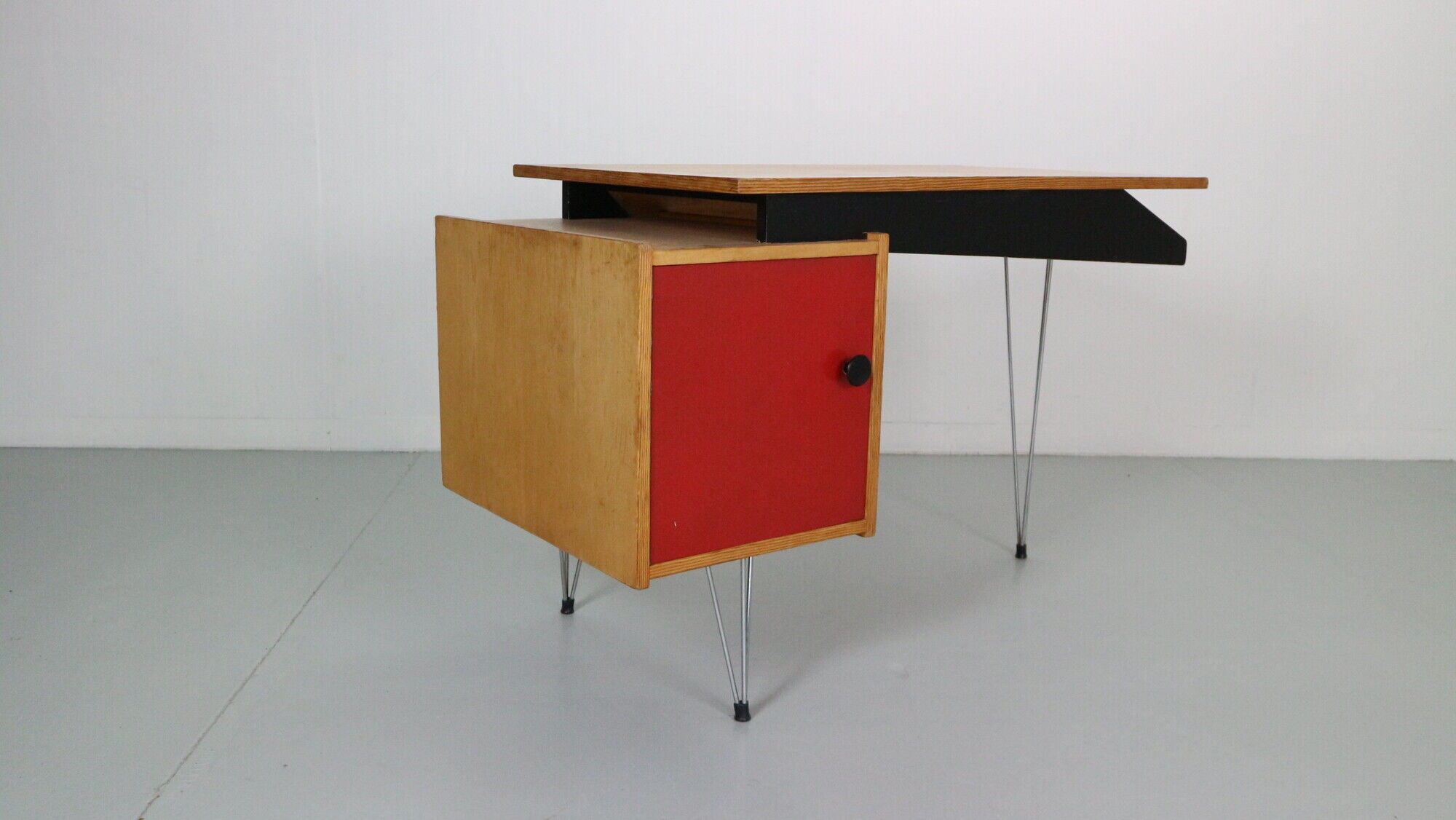 Cees Braakman Desk for Pastoe with Hairpin Legs, 1950 Dutch Design