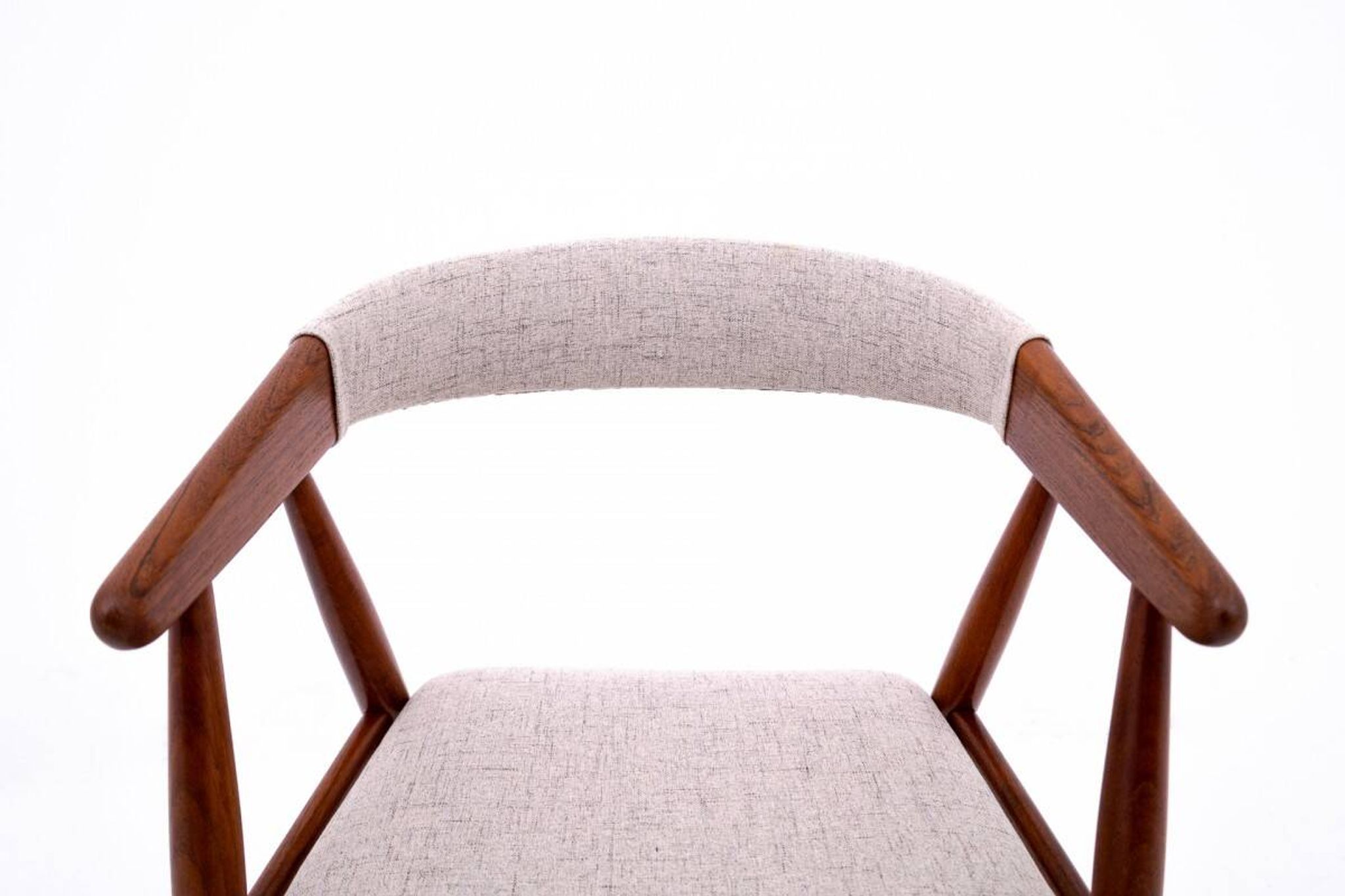 Chairs designed by Ejner Larsen & Aksel Bender Madsen, Denmark, 1960s. After renovation.