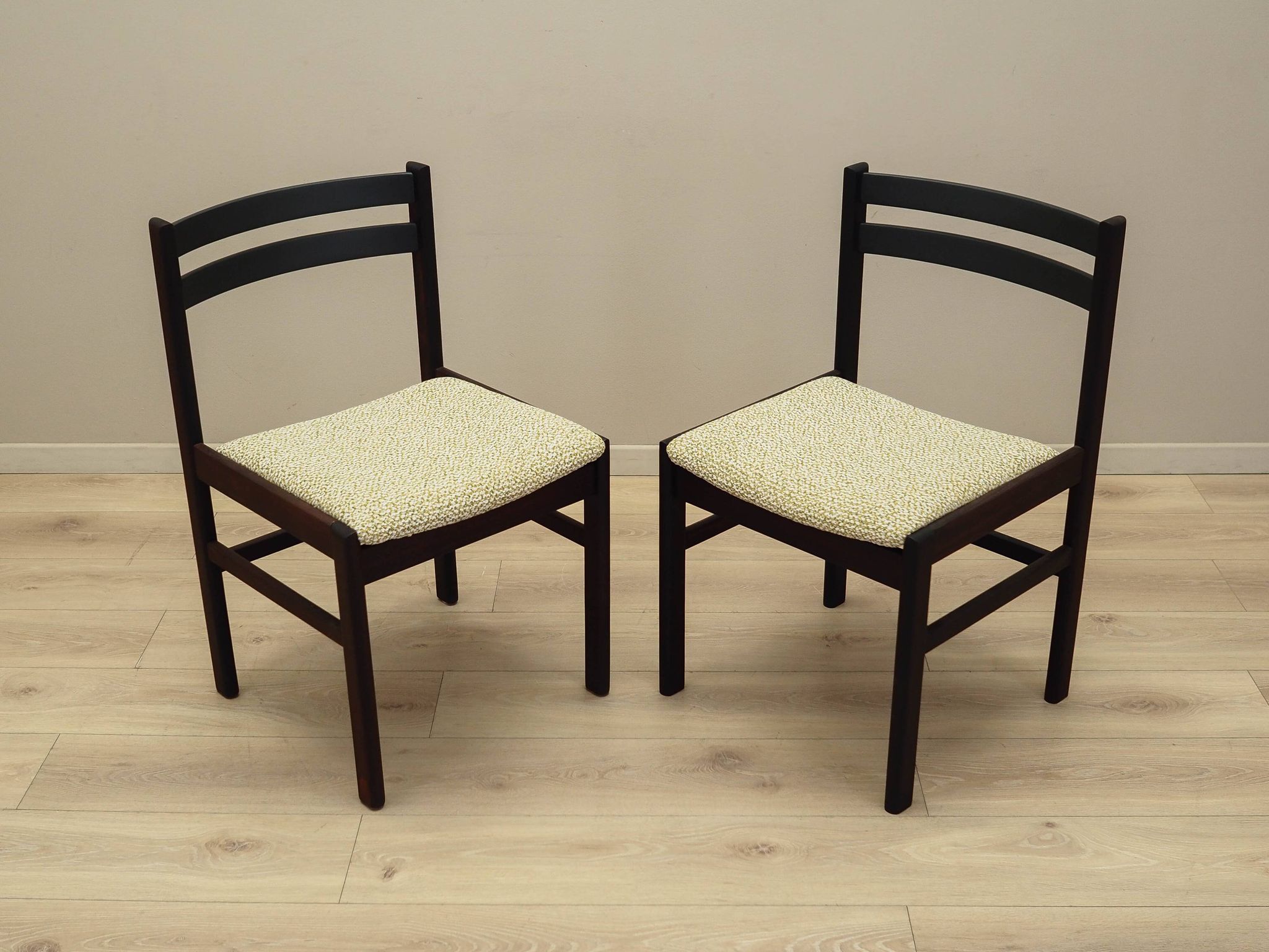 Set of two rosewood chairs, Danish design, 1970s, production: Denmark
