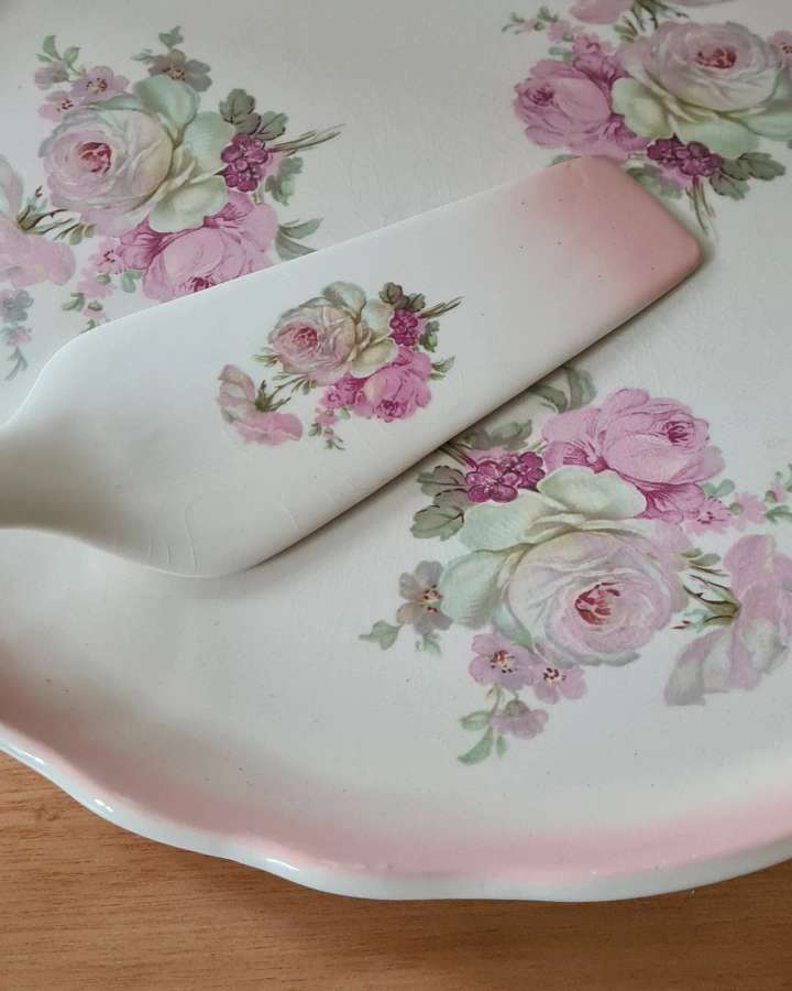 Antique pie dish in English earthenware