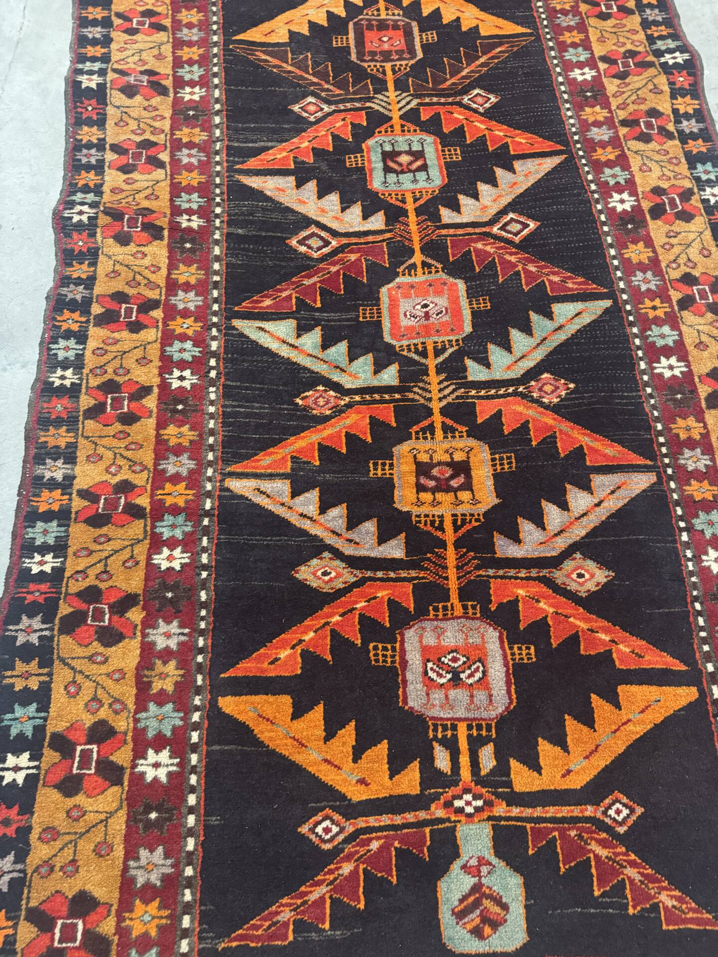Tapis persan fait main