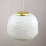 Lampe à Suspension complexe Mid-Century en Laiton et Opaline, Italie, 1950s