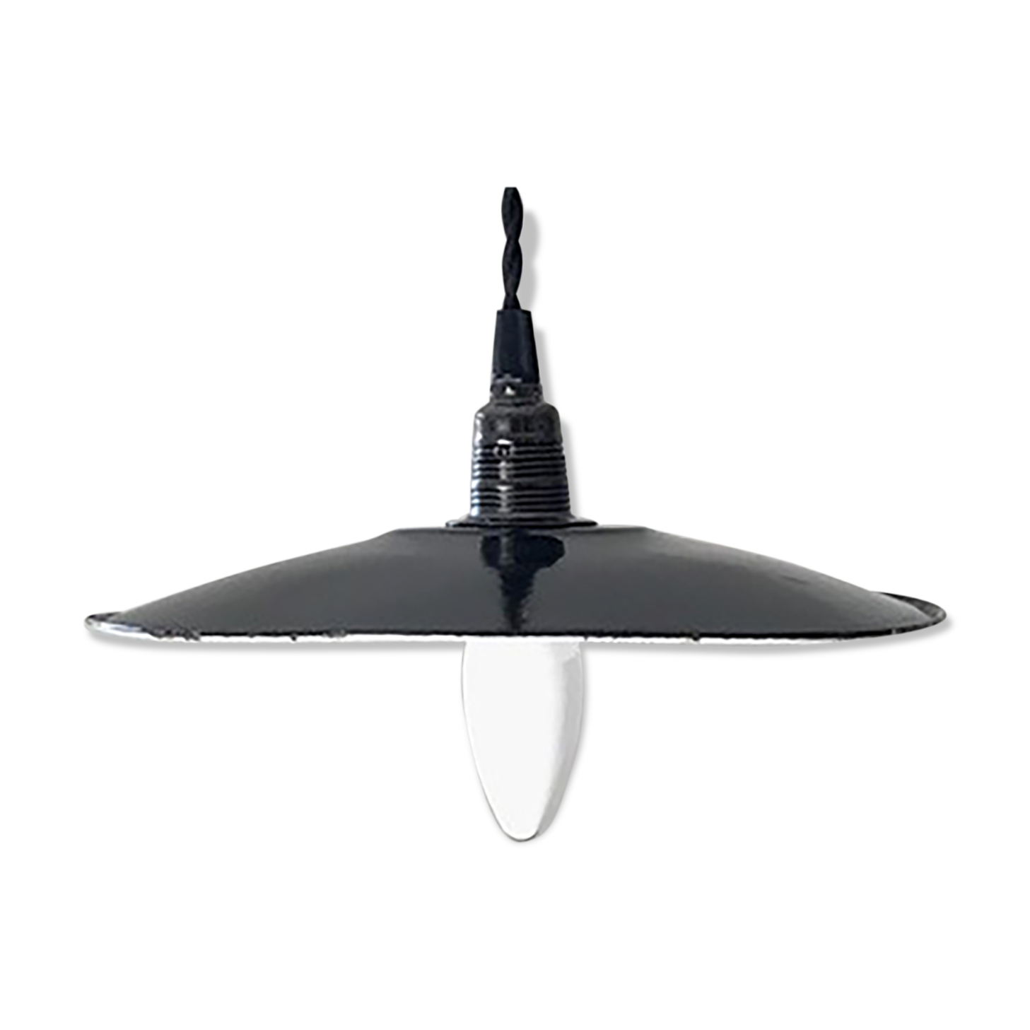Black metal lampshade suspension