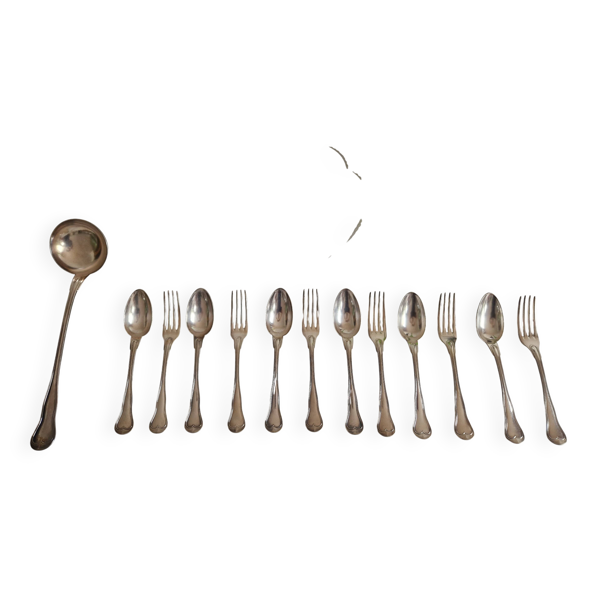 Christofle flatware set – 13 pieces – Violin and String pattern
