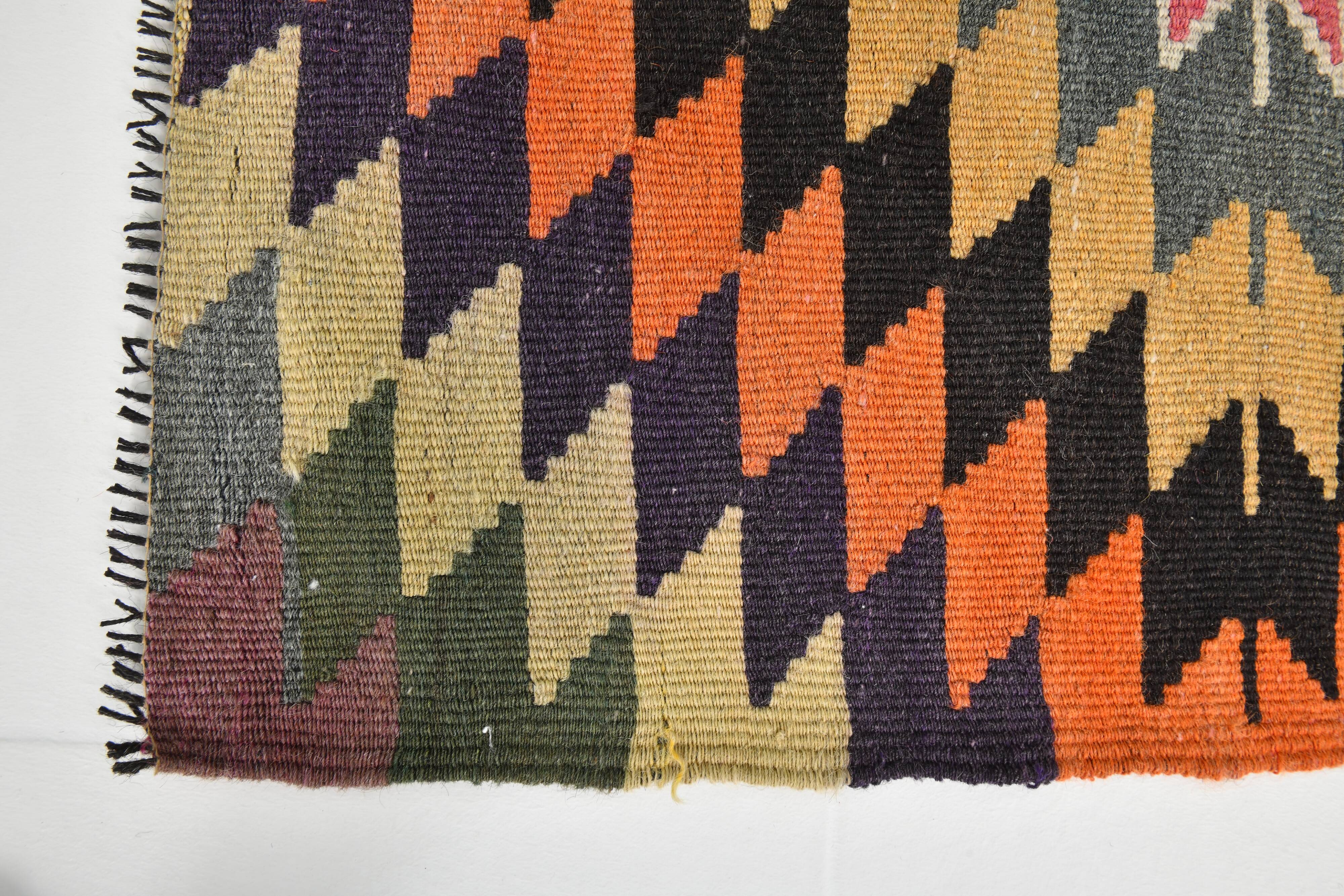 Multicolor Geometric Vintage Kilim Rug, 166x247Cm
