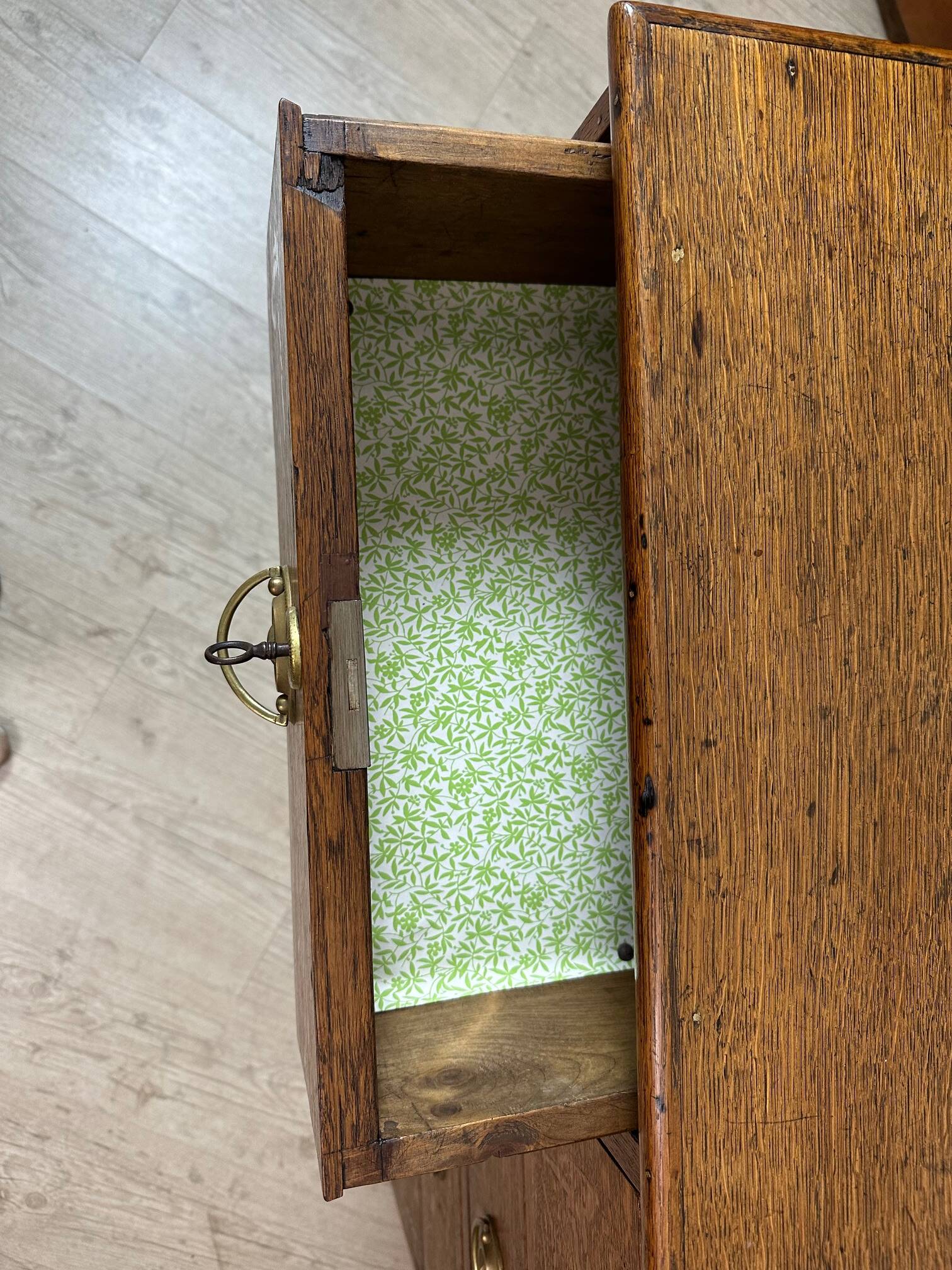 English commode 1920