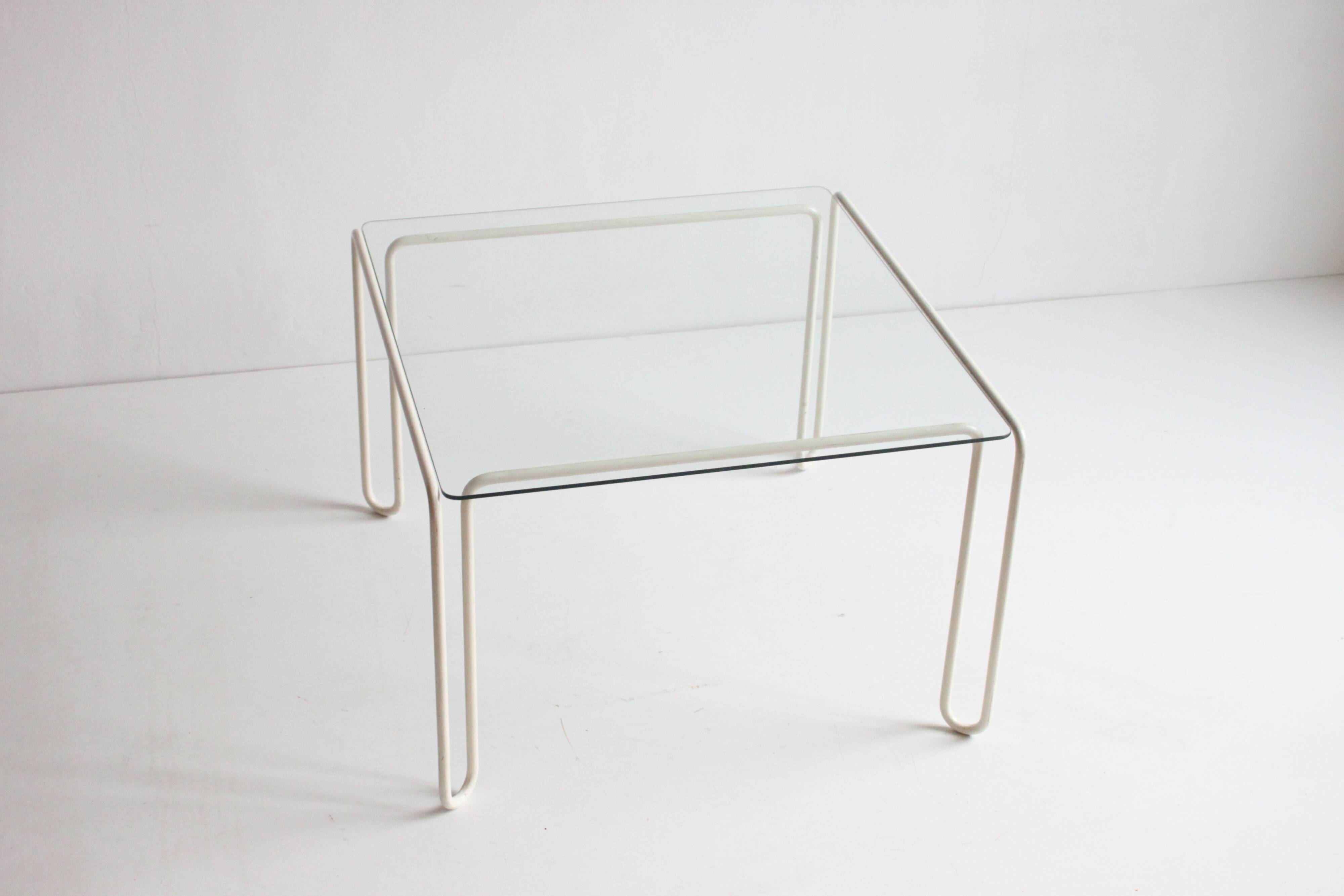 Table basse vintage à structure en métal courbé, 1960