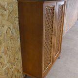 armoire en rotin pieds compas