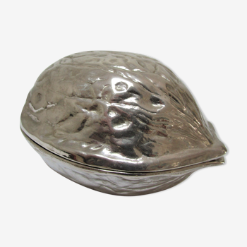 Casse noix métal argenté en forme de noix vintage