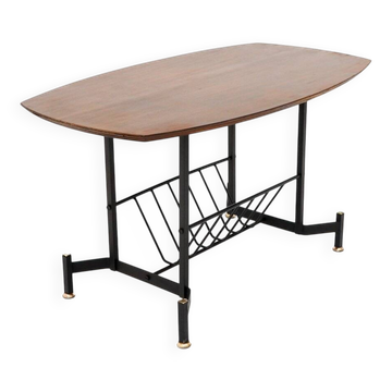 Table basse avec porte-revues, années 1950