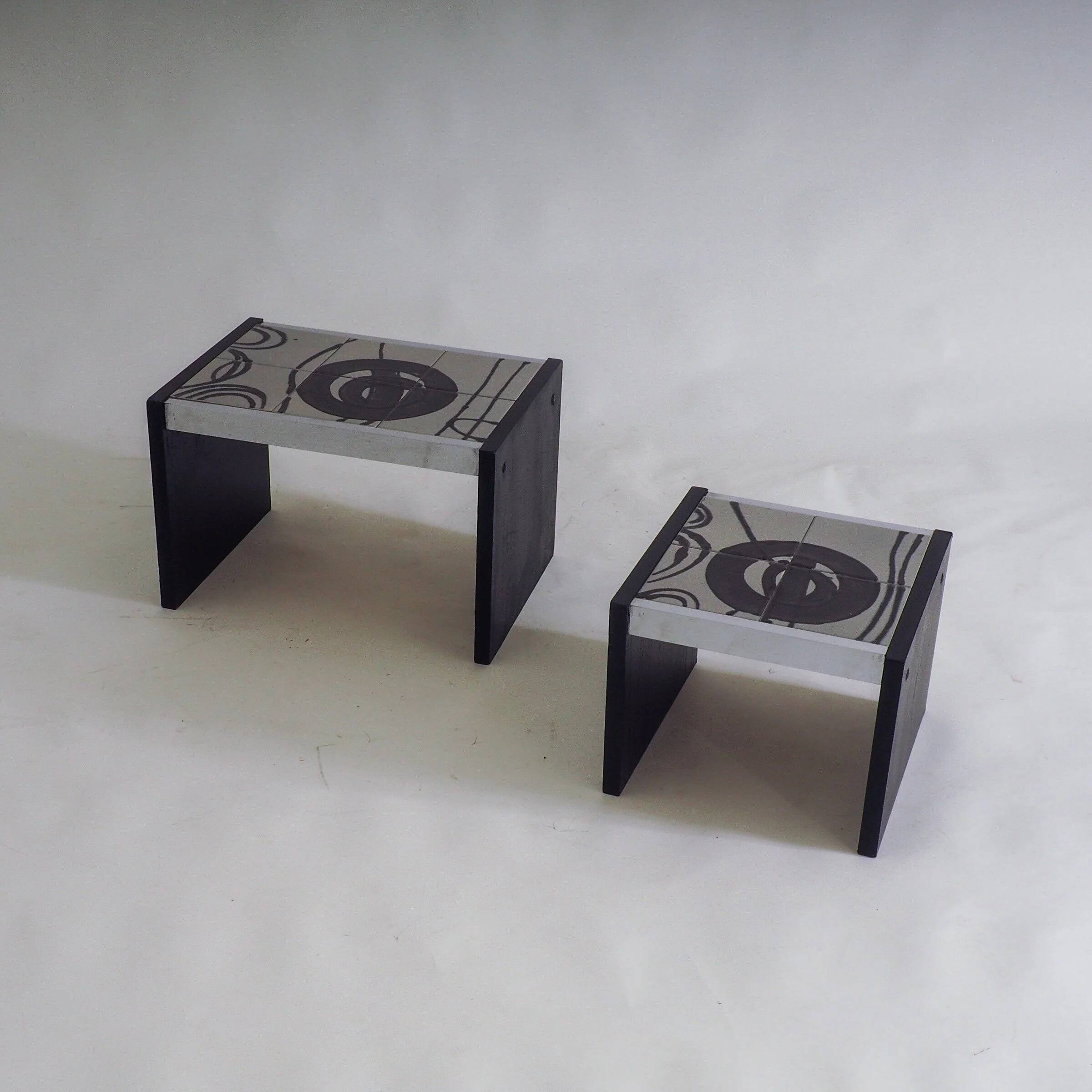 Set of 2 tiled nesting side tables