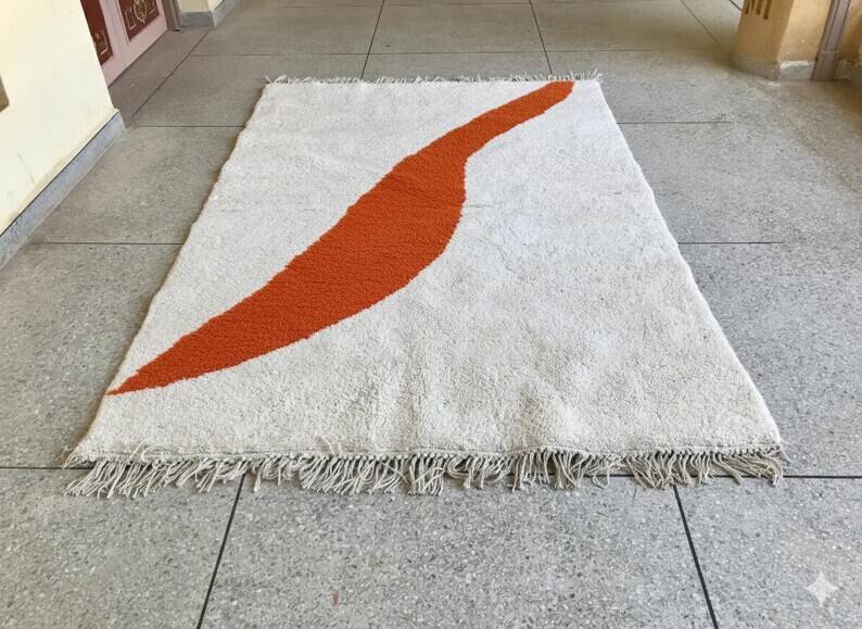 Traditional handmade Berber carpet 250cmx150cm