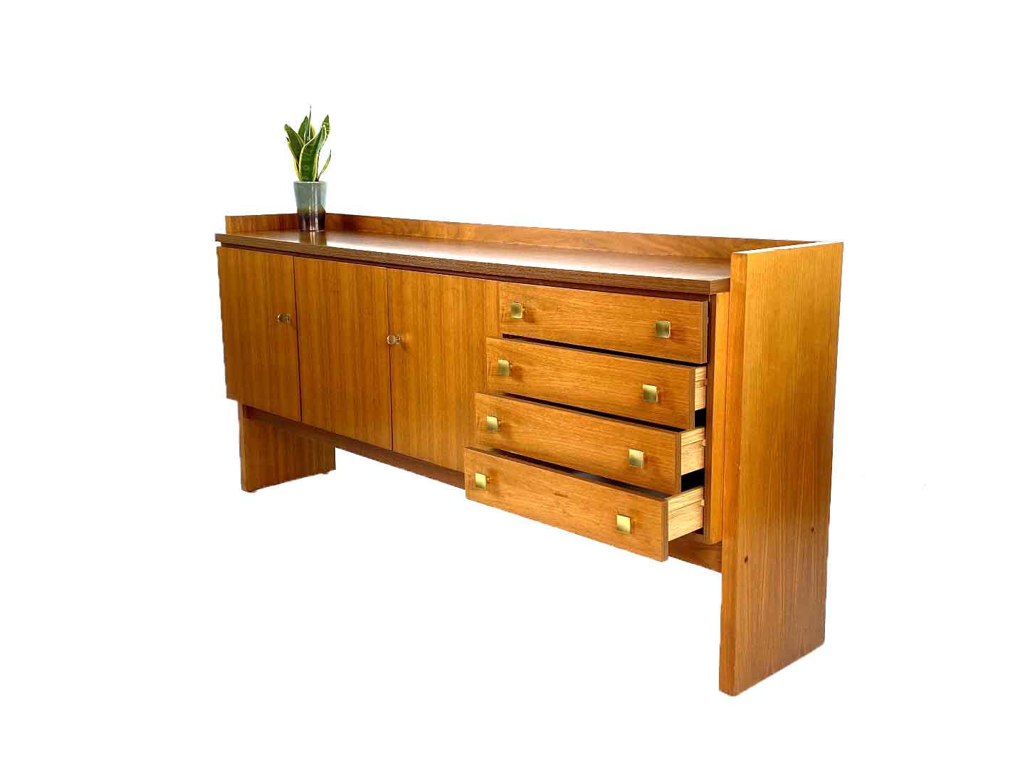 Stylish vintage sideboard, 1960s