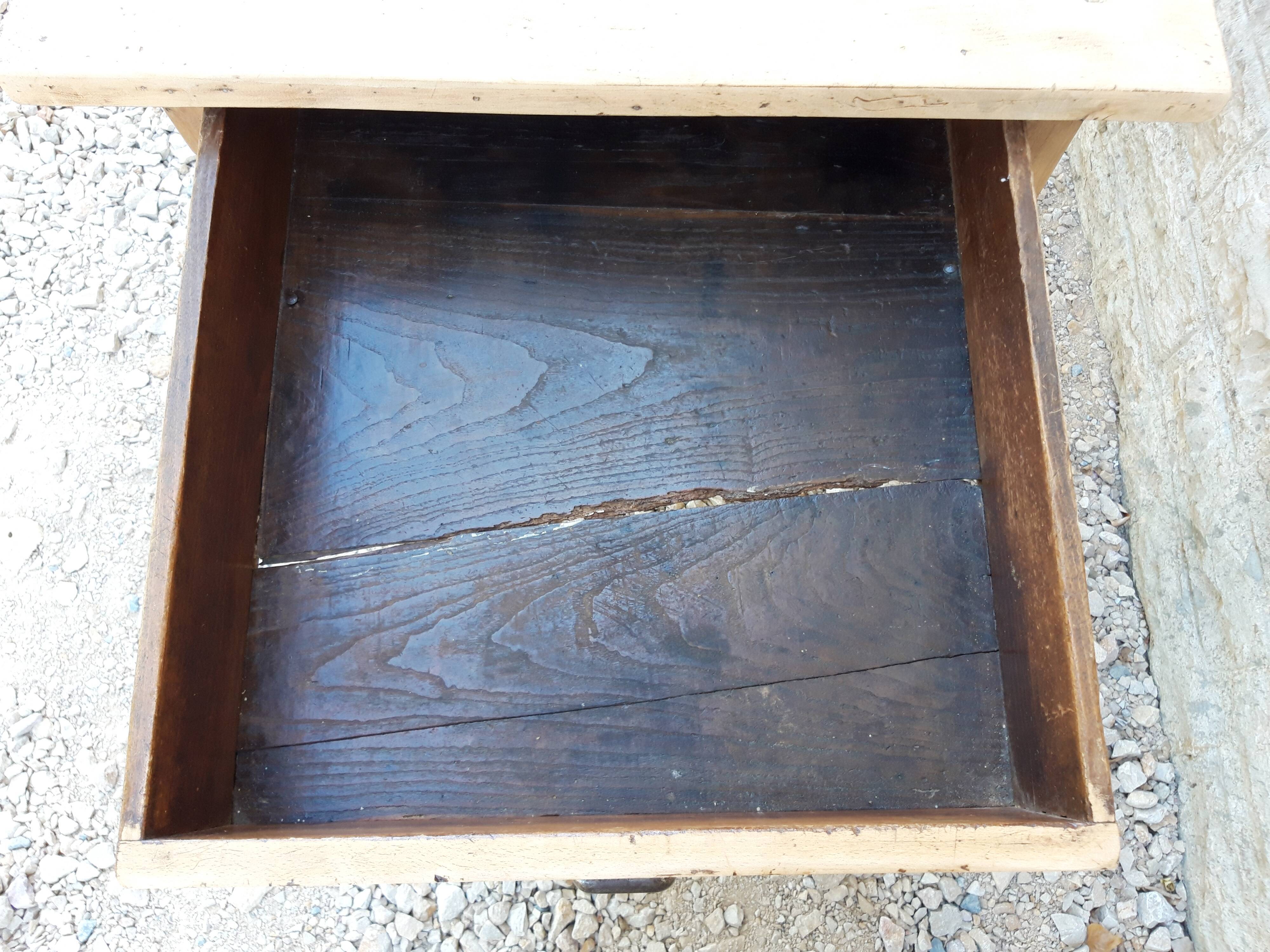 Firm table bressane brut XIXth