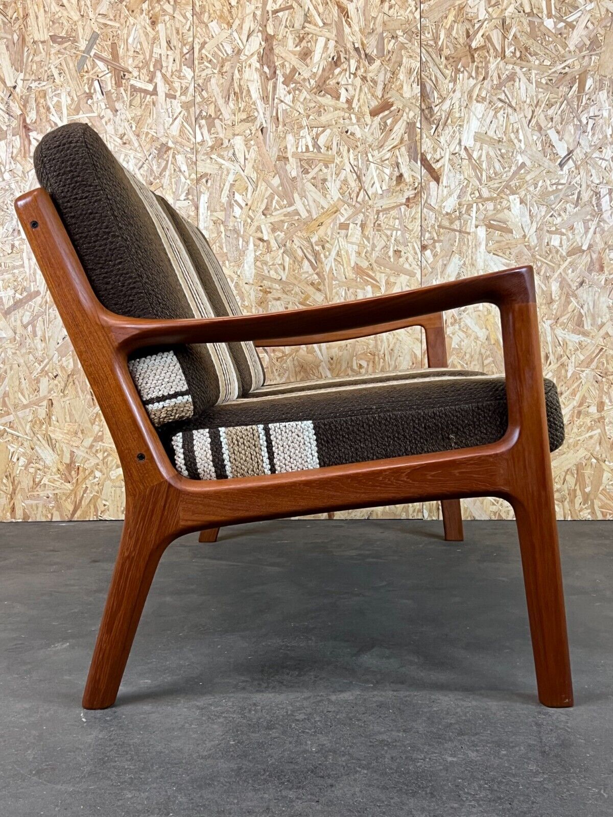 Two-seater canapé by Ole Wanscher, Cado, France & its Danish design, 60s 70s teak.