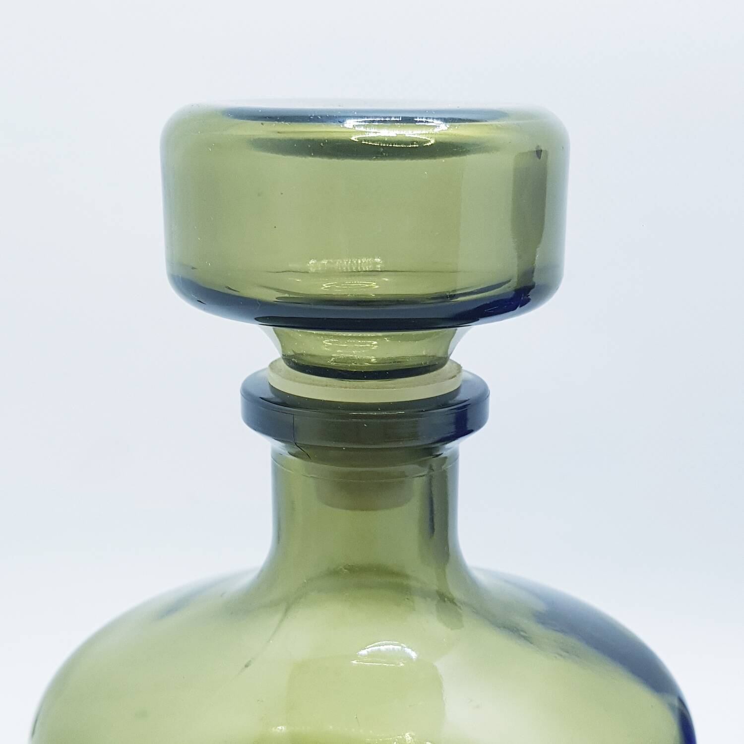 Suite de 2 carafes du milieu du siècle