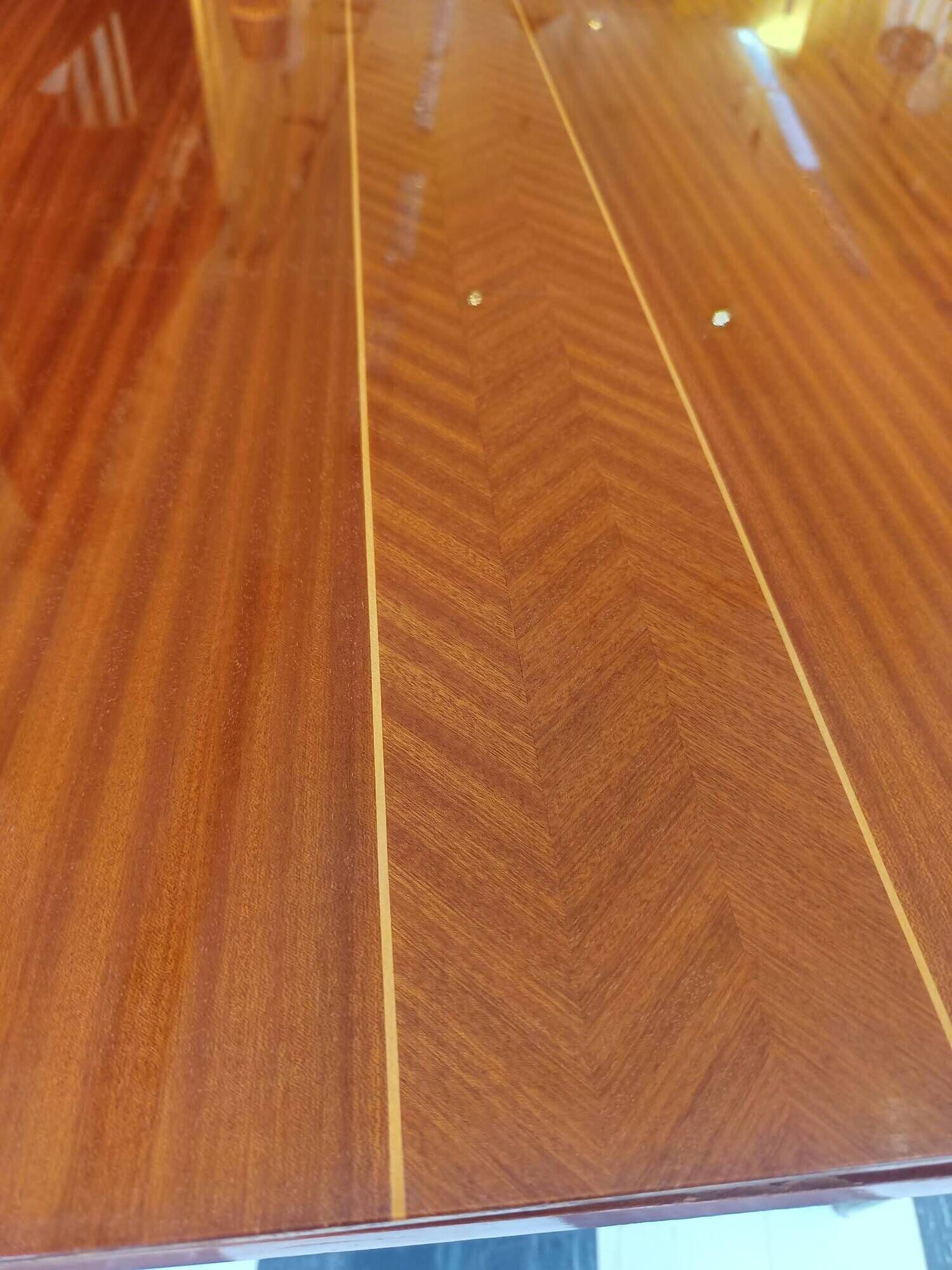 Mid-century vintage coffee table with tapered legs.