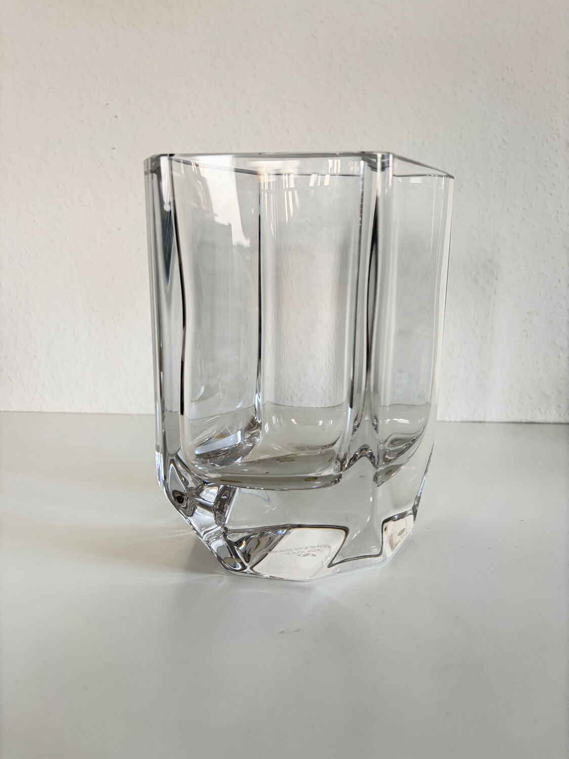 Solid crystal vase Kosta Boda, Sigurd Persson, signed and numbered.