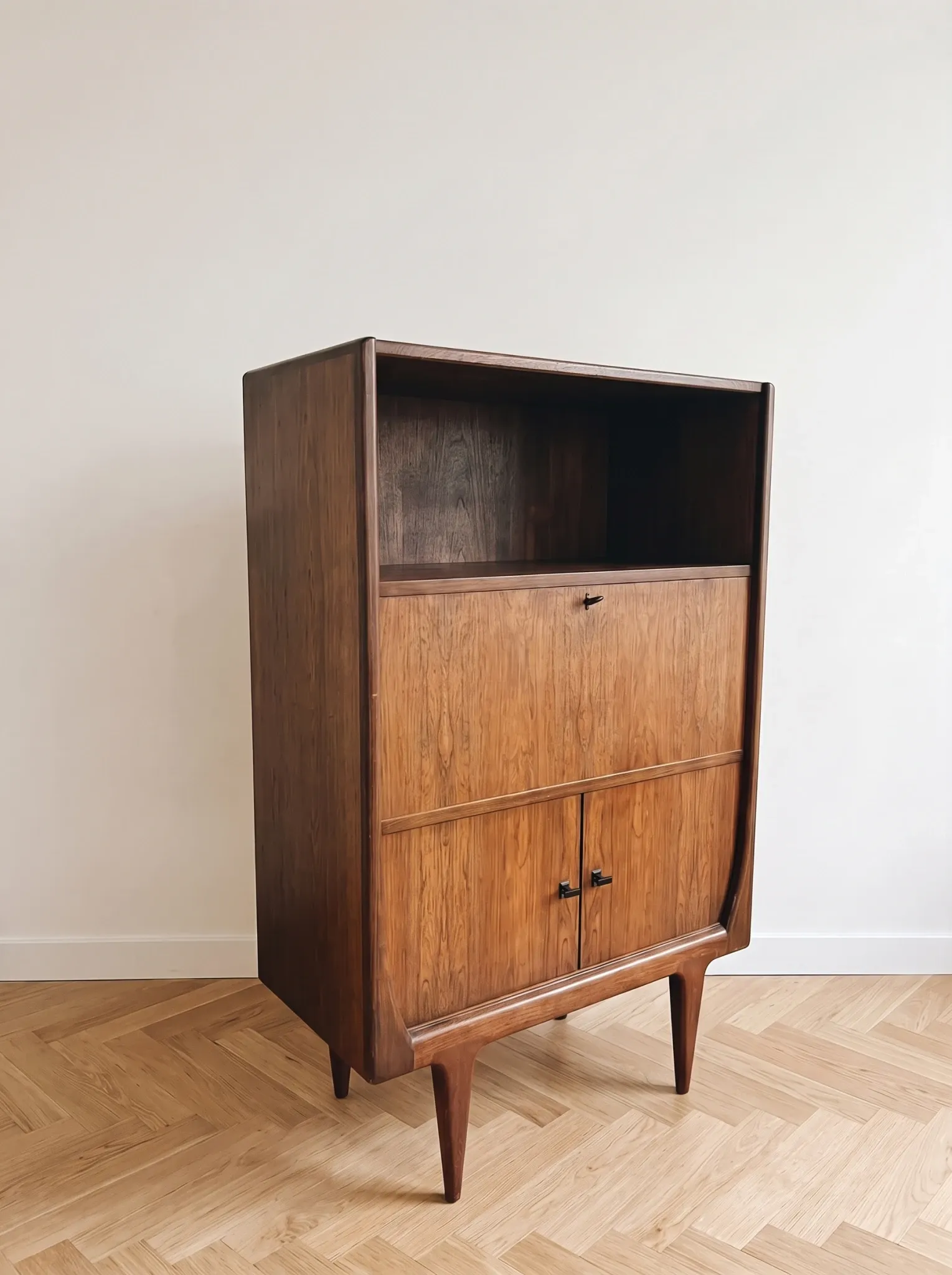 Vintage Scandinavian secretary in rosewood, 1960s.