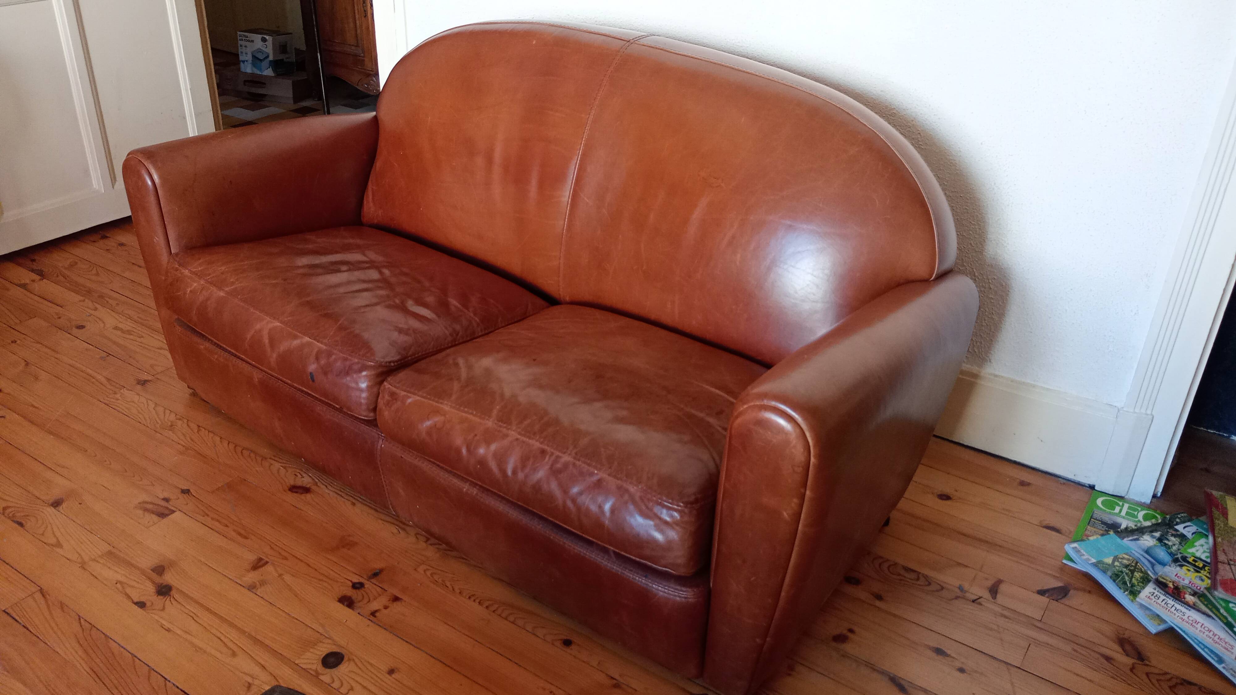 Duvivier leather club sofa