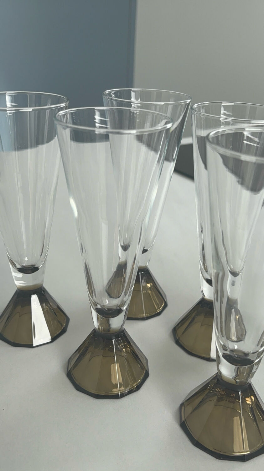 Set of 6 vintage champagne flutes 70 pyramid foot f