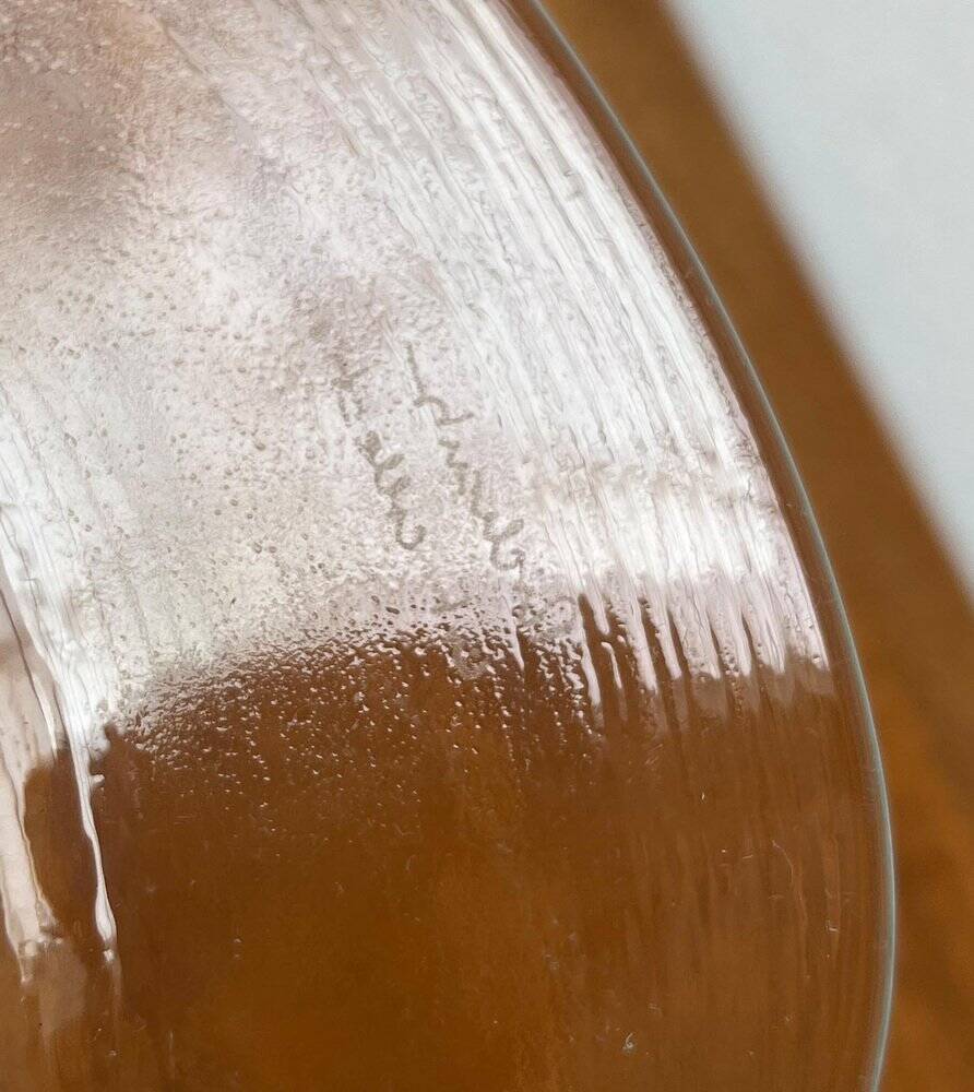 Vintage plate or bowl in German glass by Hans Jürgen Richartz for the Richartz art collection, Mathildenhütte, Solingen, Germany.