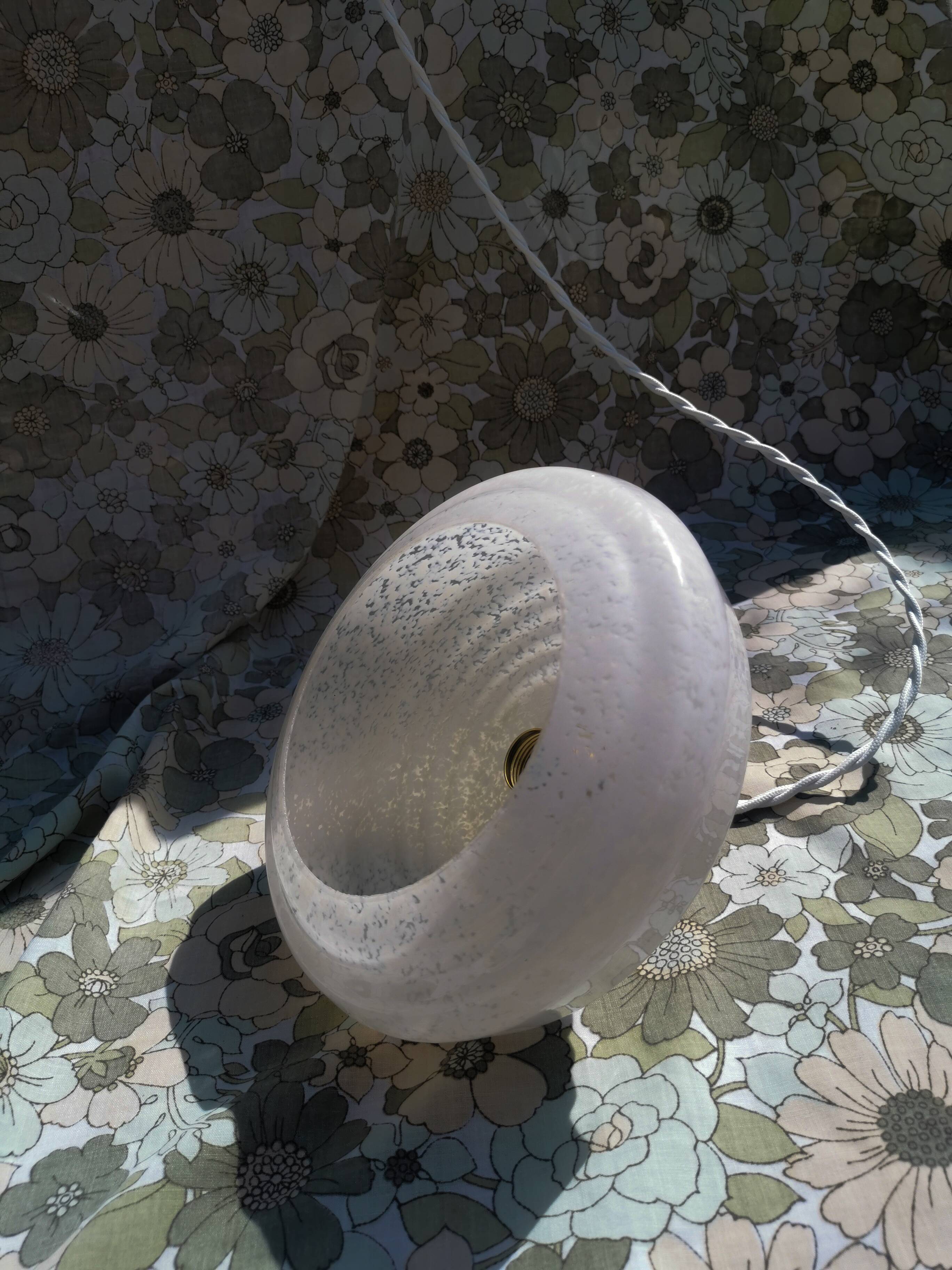 Round walkman clichy glass