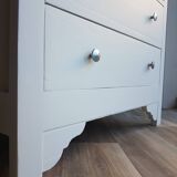 Commode rétro en bois rénovée