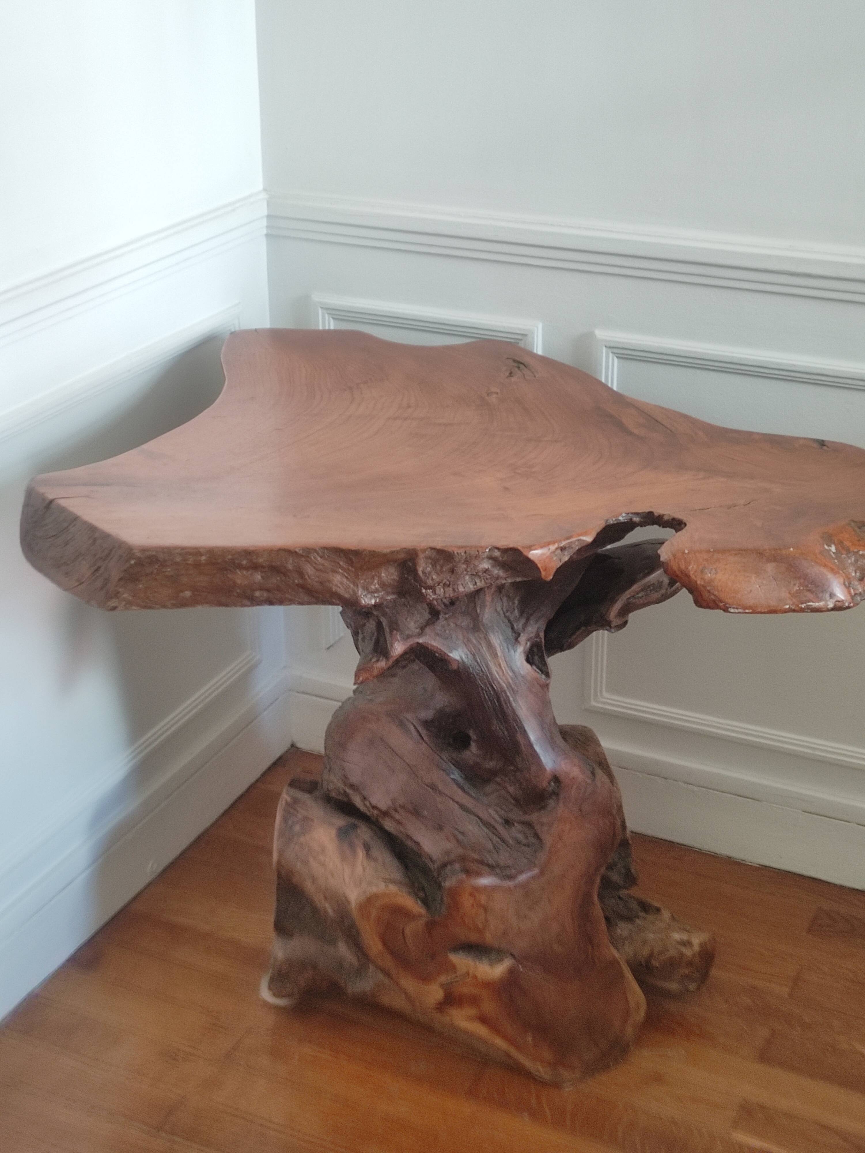 Trunk table