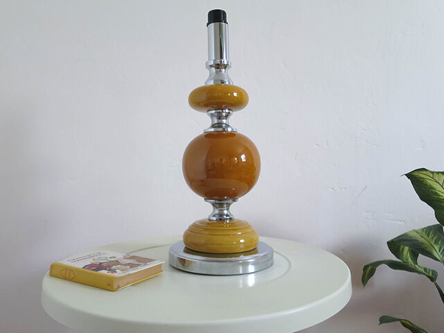 Pied de lampe boule 1970s