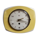 Horloge en faïence