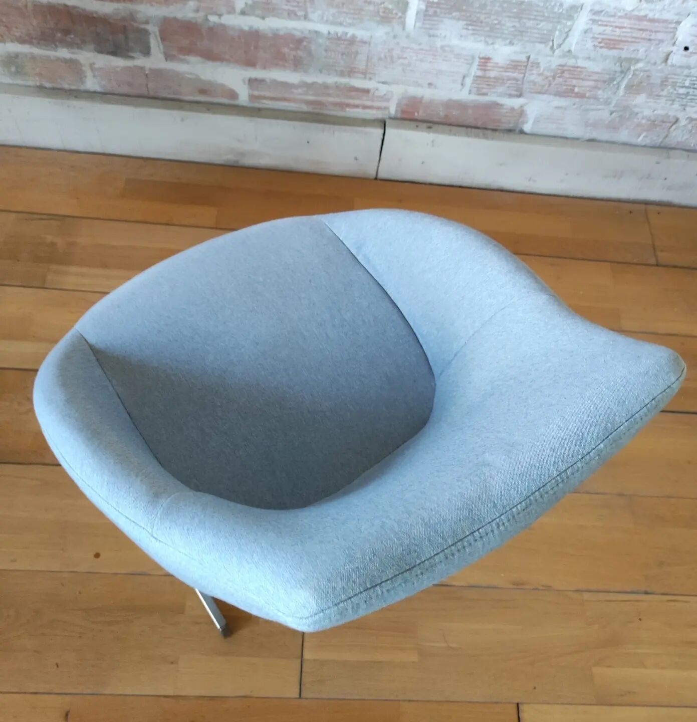 Design armchairs office / living room