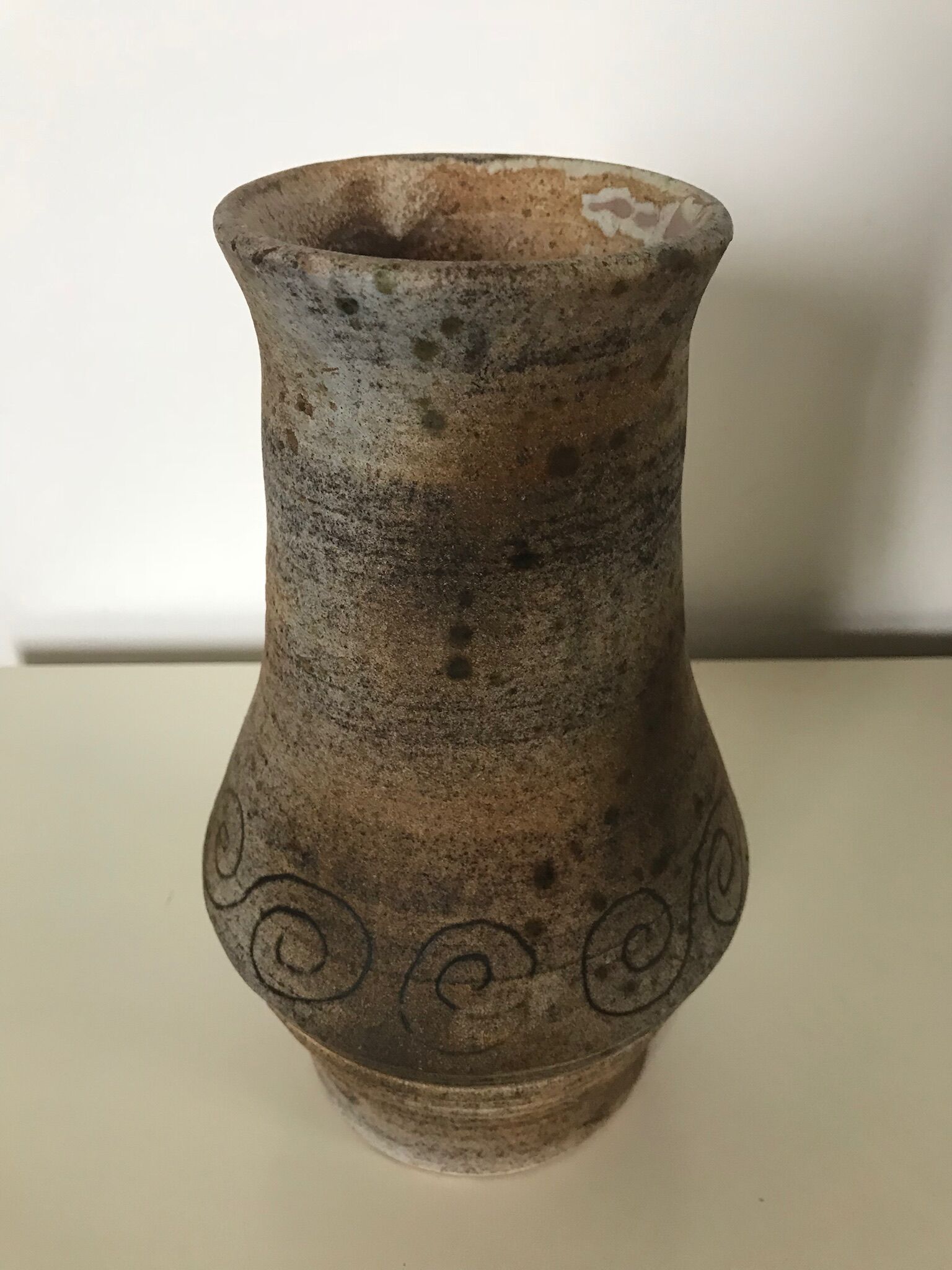 Ceramic signed 1960 vintage sandstone