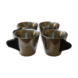 Set of 4 vintage cups