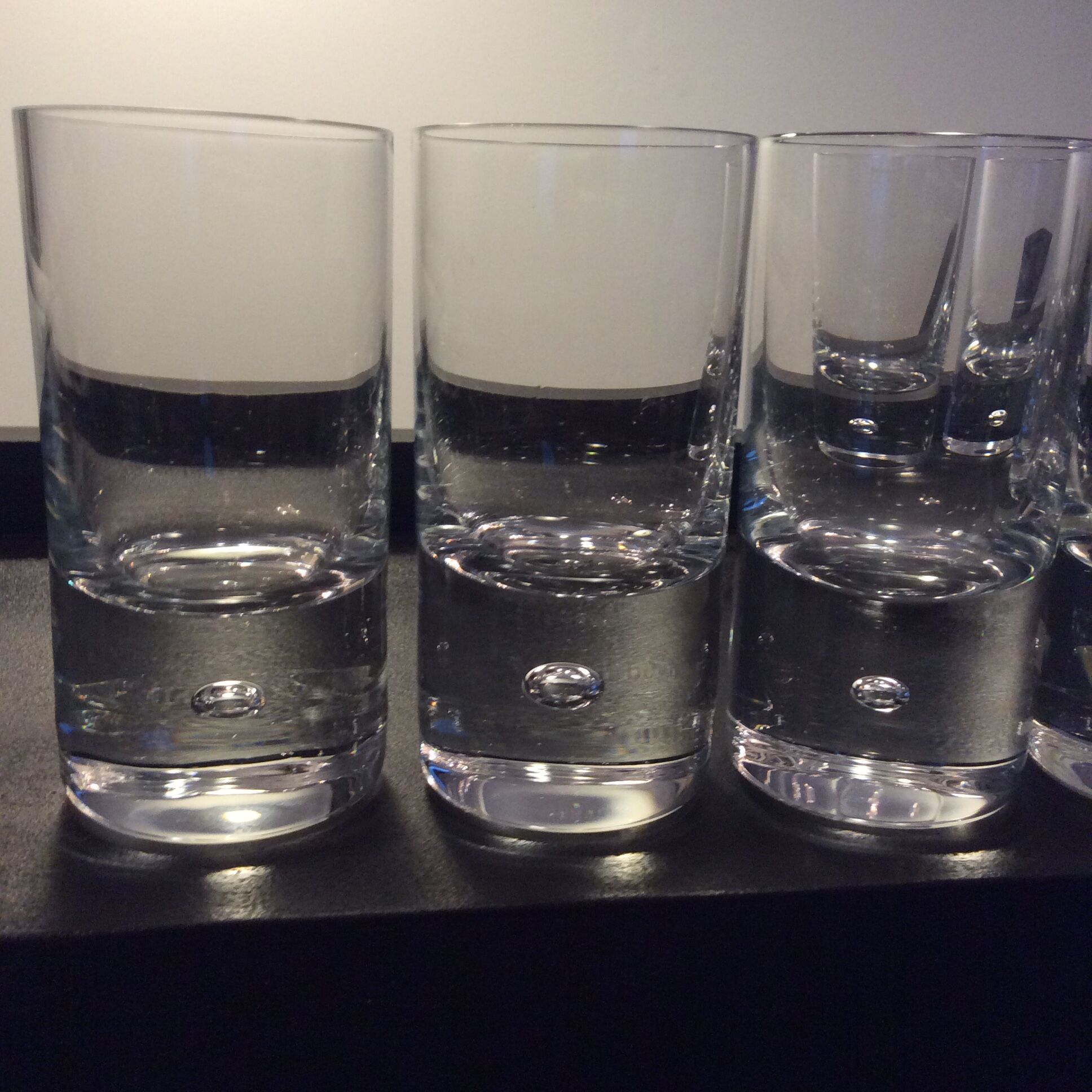 Series of 7 glasses Kosta Boda by Walter Hickman 70s