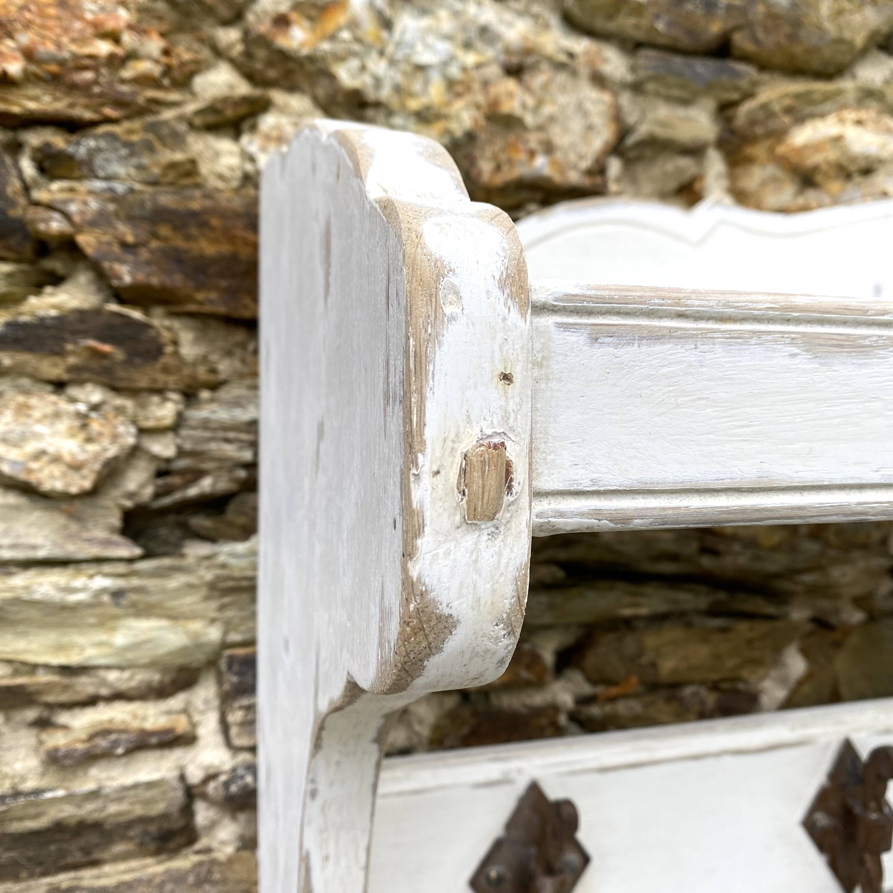 Vintage wall coat and hat rack