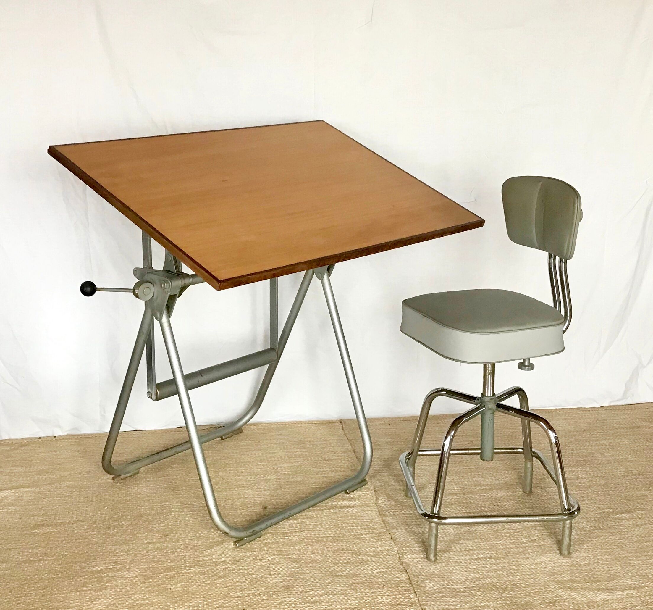 Architect Heliolithe vintage drafting table and Chair