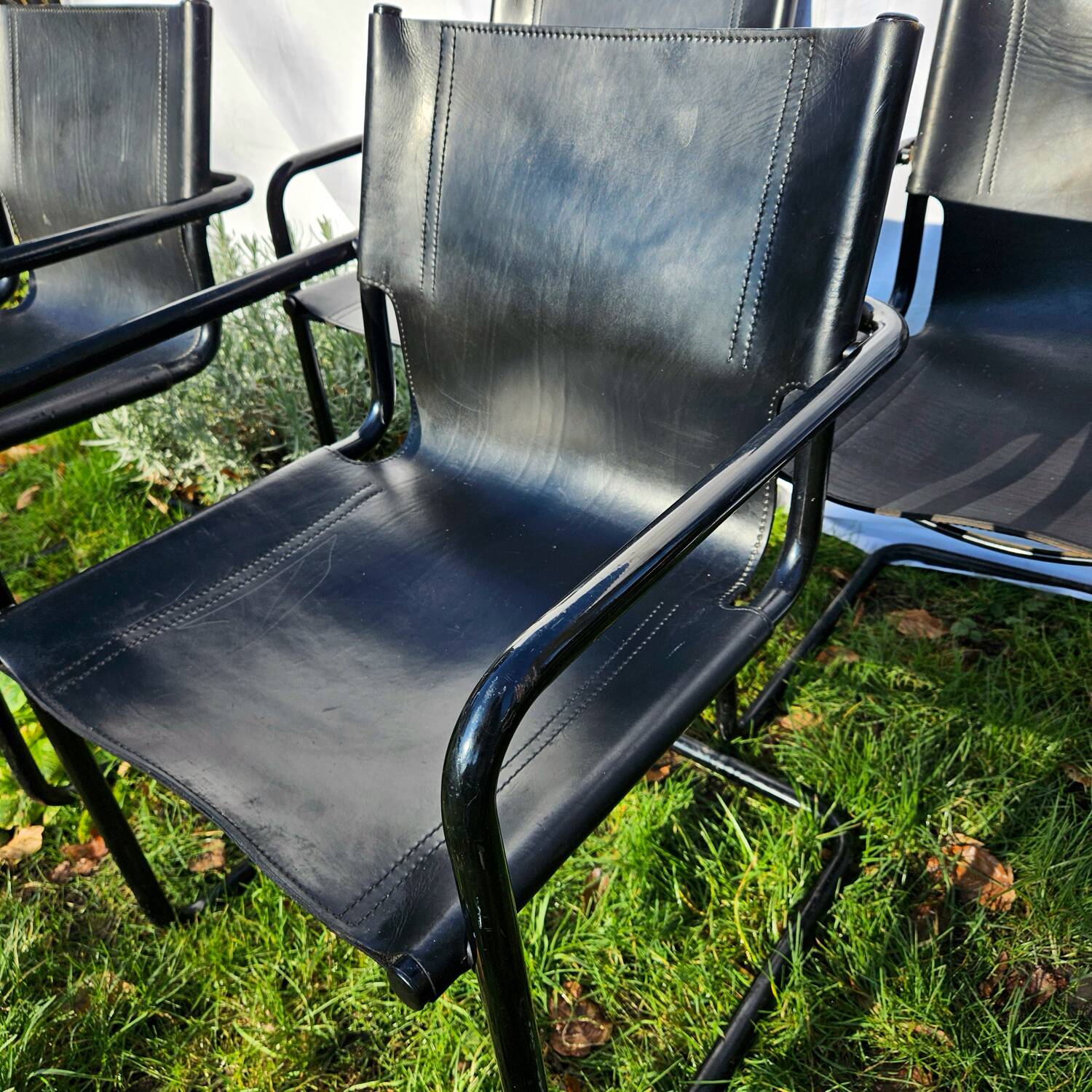 4 Matteo Grassi armchairs in black leather