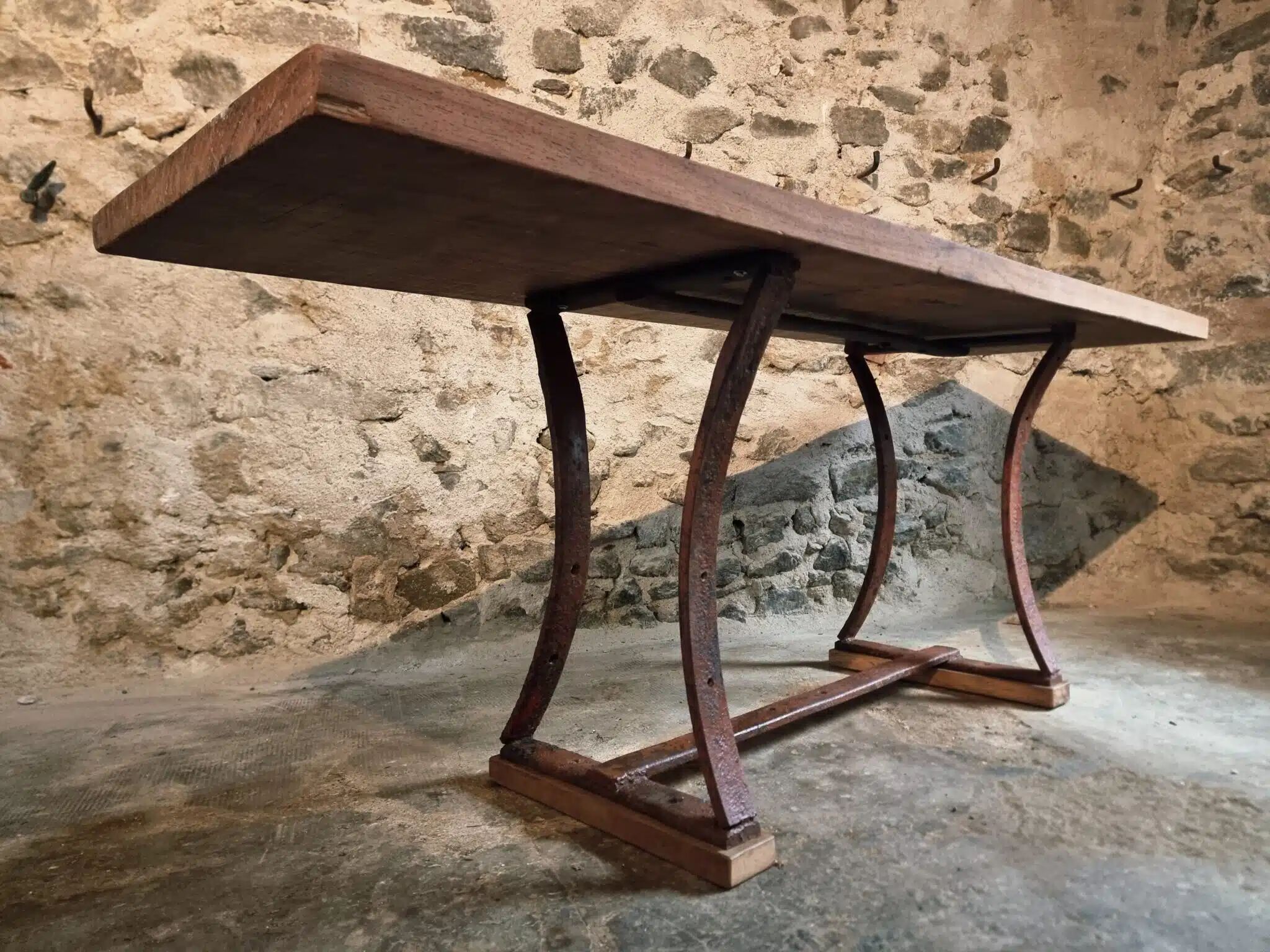 Vintage industrial table – Iron base and solid wood top (201 cm)