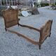 Lit style Louis XV en noyer (1 personne)