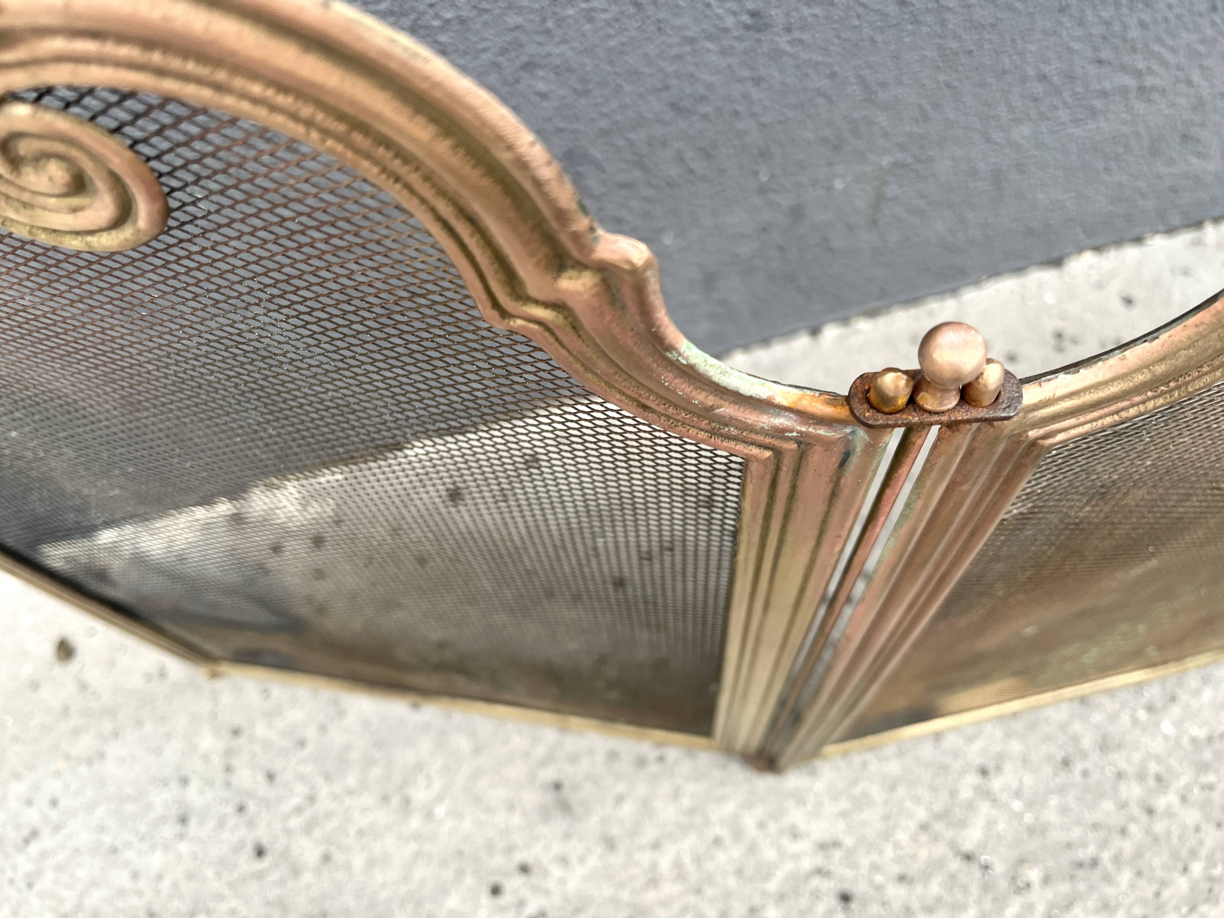 Antique brass fireplace screen from the 1920s, 4-panel fireplace screen