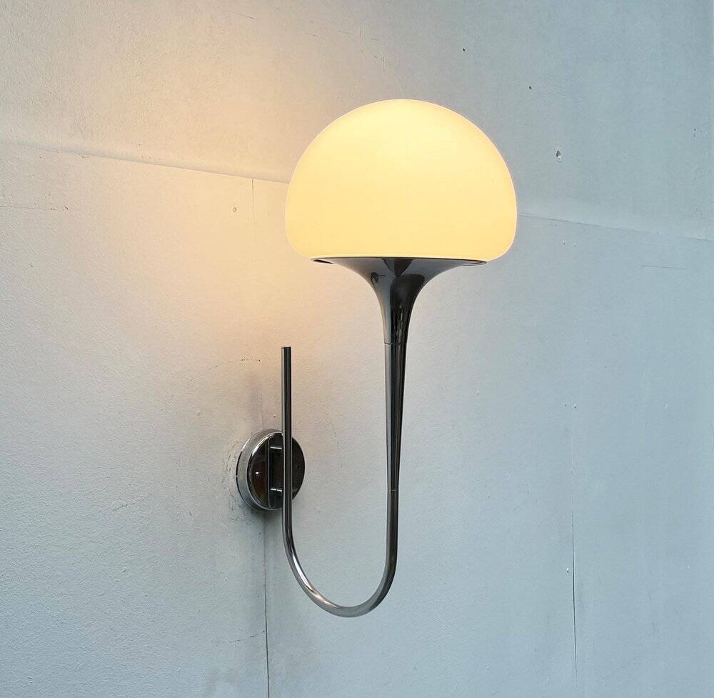 Mid-century Italian wall light by Goffredo Reggiani for Reggiani, 1960s.