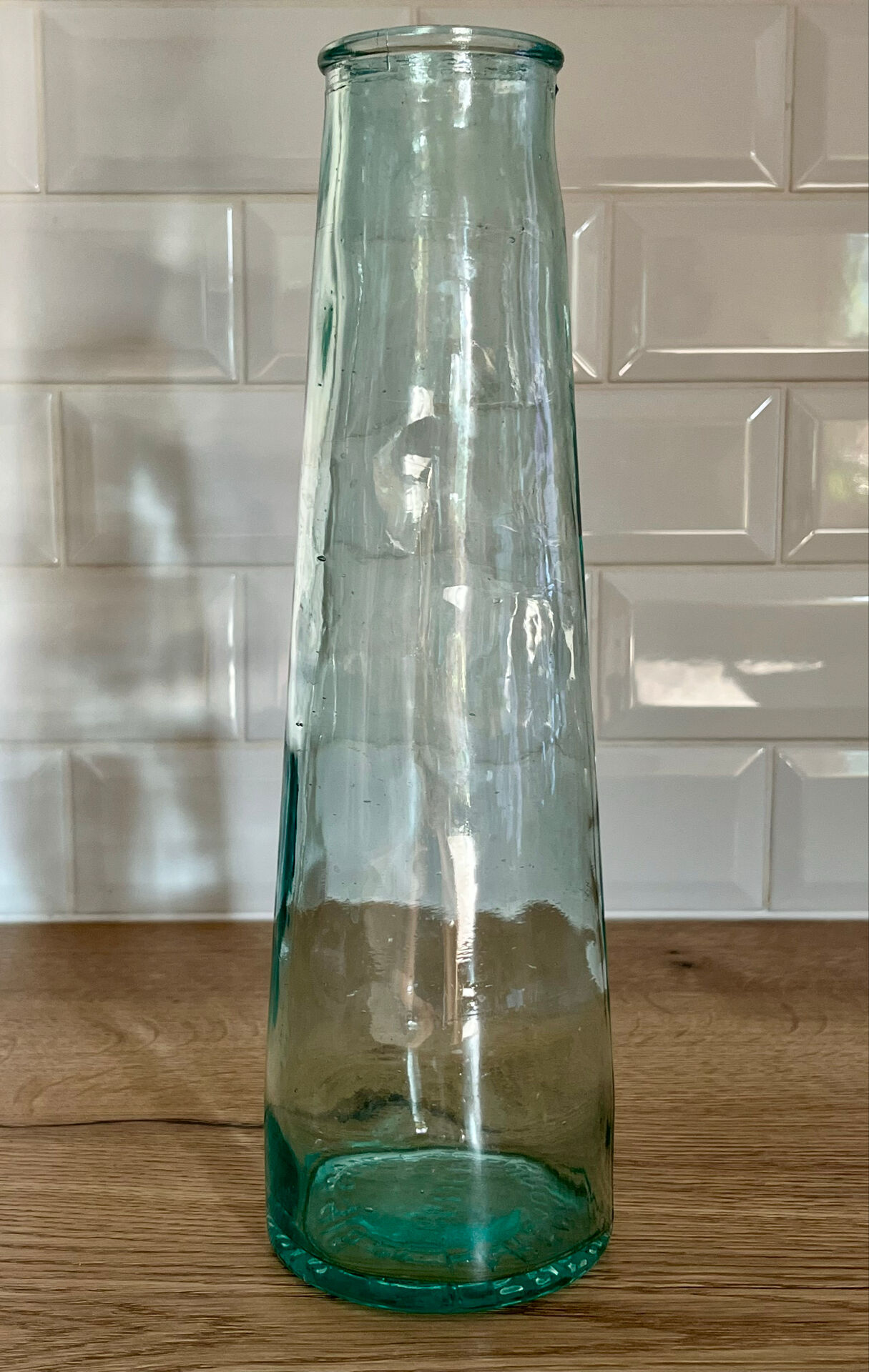 Transparent glass vase