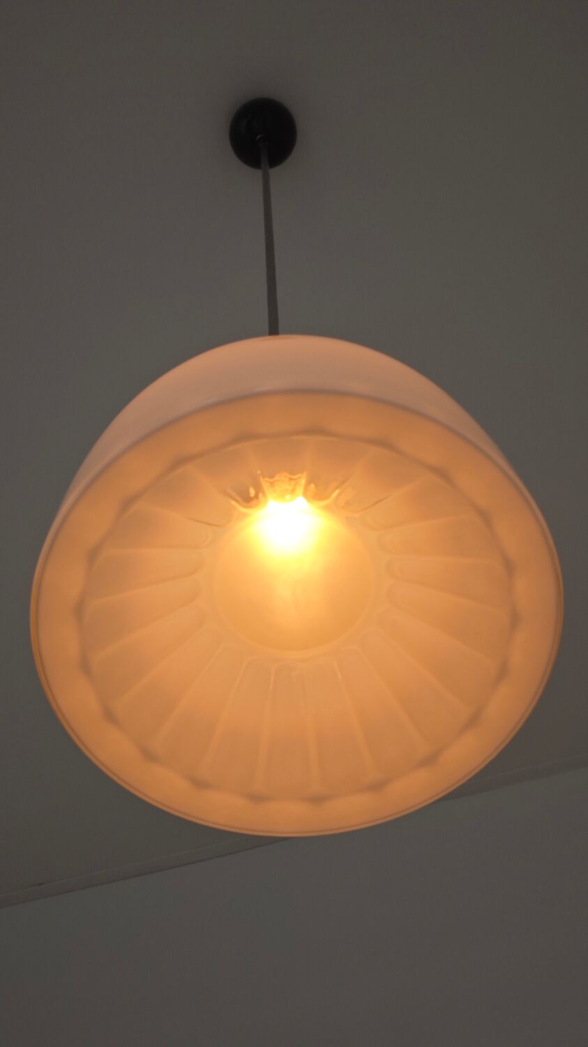 Opaline suspension sunflower Czechoslovak Elektrosvit in Nové Zámky
